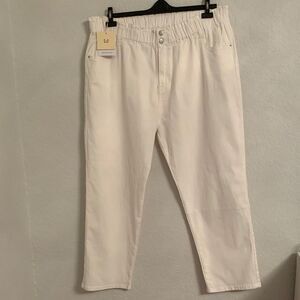 NWT Leiji Jeans White Cotton Blend Straight High-Waisted Pants Size 22W